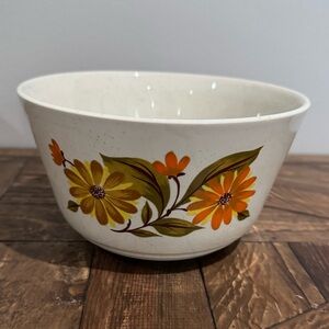 Vintage 70s Capri Bake Serve N Store Stoneware Mixing Bowl RETRO Daisy Flowers